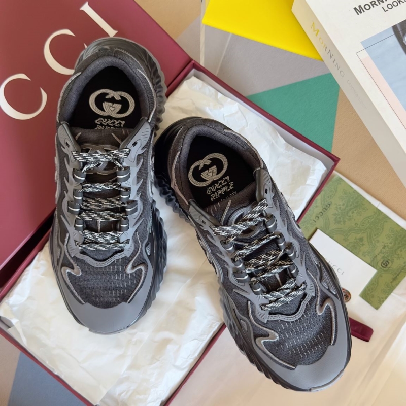 G*u*i casual shoes